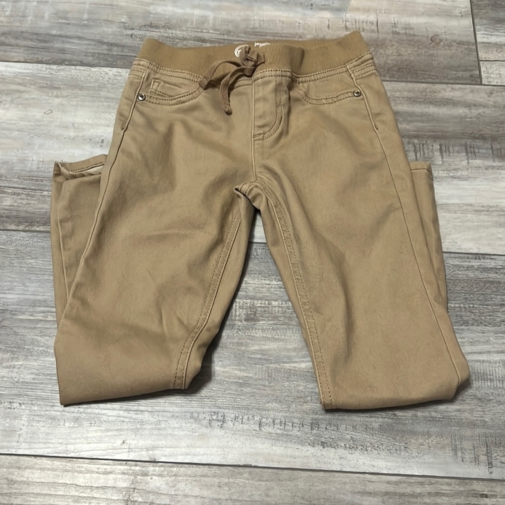 Khaki pants